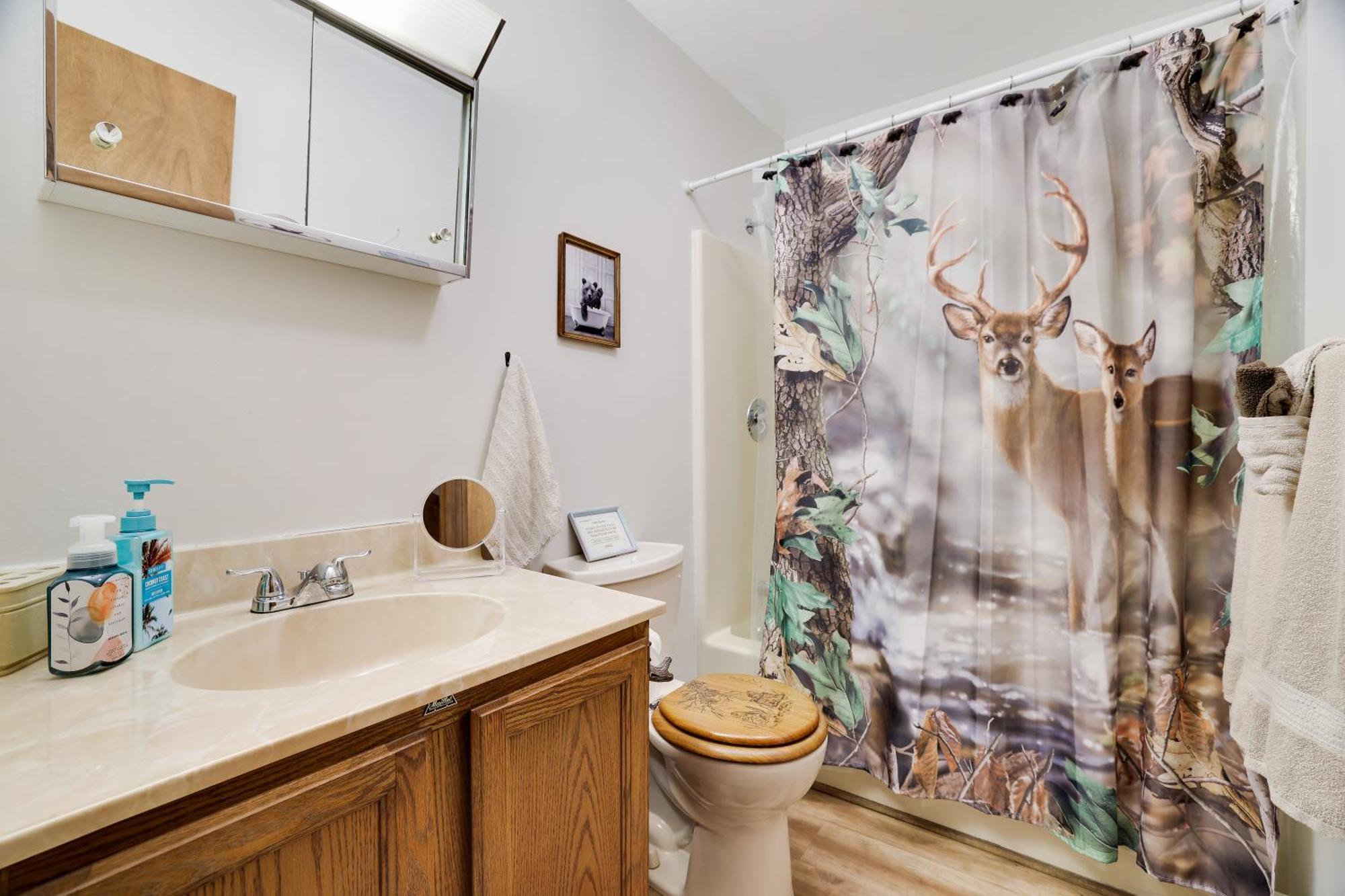Serenity And Fun All In One In This Cozy Pocono Cabin Jim Thorpe Exterior photo